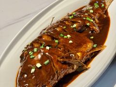 招牌红烧鱼-小胖私厨状元宴·东北私房菜馆