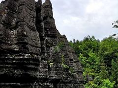 -梭布垭石林景区