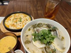 -港丽餐厅(正大店)