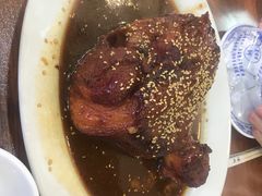 -巷子深菜馆·津门肘子(滨海店)