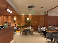 -奈雪的茶(宝龙一城店)