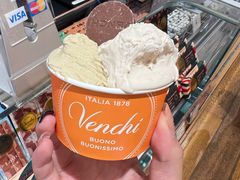 -VENCHI 闻绮(上海佛罗伦萨小镇店)