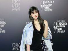 -欢乐海岸椰林沙滩-2025湾区超级灯会