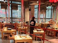 大堂-么肆烤肉·中式自助·烤肉大排档(街道口季佳PAI店)