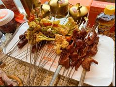 -小董哥烤串·爆汁大油边(故宫店)