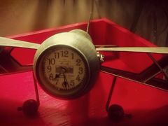 摆件：老飞机-HIGH FIVE哈福手工汉堡(桂林路店)