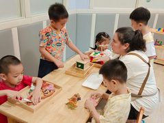 -星空布洛早教·托育(滨江店)