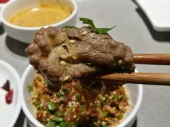 -海底捞火锅鲜切牛肉主题店(长寿路店)