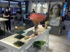 -宏宇眼镜蔡司依视路折扣店(兆佳眼镜城店)