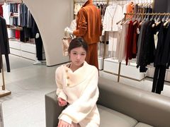 -王府井百货熙地港店