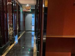 -七欣天香辣蟹火锅(上海银亿滨江店)