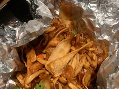 -佬麻雀·新湘菜(珠海金发购物中心店)