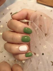 -蜜丝卡伦美甲美睫半永久