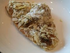 杏仁牛角包-Wagas沃歌斯(富力广场店)