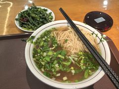 -伊京轩兰州牛肉面(闹市口店)