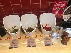 -霸蛮湖南菜·牛肉粉(荣京西街店)