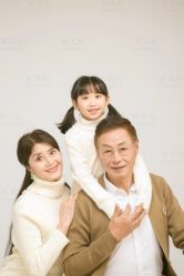 -时光纪亲子全家福照相馆(静安店母女写真父母纪念照)