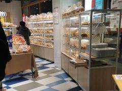面包甜点陈列柜-85度C(生甜甜圈研究工坊·上海平凉店)