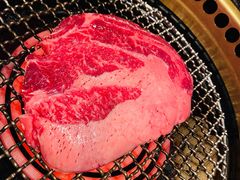 现切肩胛牛排-老乾杯和牛烧肉(王府中环店)
