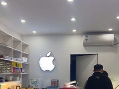 -修卜凡二手严选店·手机维修·回收租赁(川沙地铁站店)
