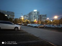 -上海浦东软件园祖冲之园-停车场