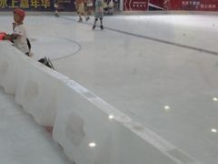 -奥山冰场(奥山世纪城店)