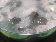 -华哥新鲜猪精品美食