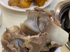 -渝君重庆火锅(嘉宾路店)