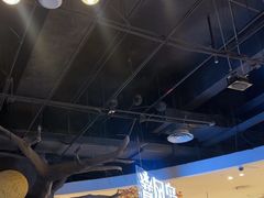 -暴风岛沉浸式体验馆(百联世纪店)