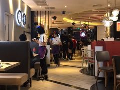 -必胜客(武汉欢乐谷店)