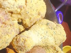 -BHC炸鸡(明洞总店)