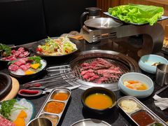 -韩烧牛中牛·甄选黑牛烤肉(黑金店)