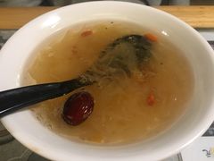 慢炖银耳汤-牛王庙吳記怪味面(双楠店)