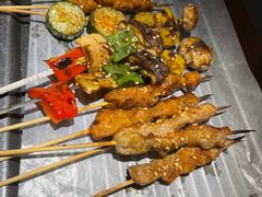 蜜汁梅花肉-怪兽兄弟·烧烤精酿(厦禾路店)