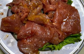 Charcoal-Grilled Beef