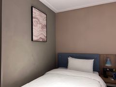 -莫泰酒店(厦门万象城火车站地铁站店)