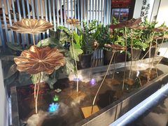 -尚尚仙·酸汤猪手·猪肚鸡火锅(华联万柳购物中心店)