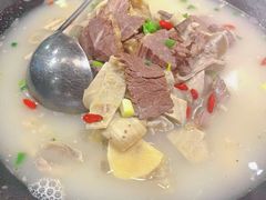 霄汉牛三鲜-霄汉牛三鲜湖北砂锅菜(万松园2店)