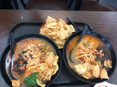 -柳大厨螺蛳粉(人民路总店)