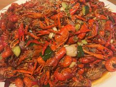 -临界音乐酒馆·小龙虾·江湖菜(华熙LIVE·鱼洞店)