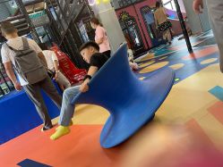 -动力星球家庭亲子游乐中心