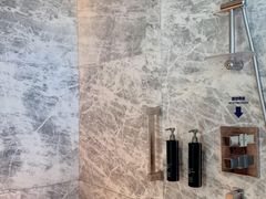 -深圳国际会展中心希尔顿酒店(前海华发冰雪世界店)