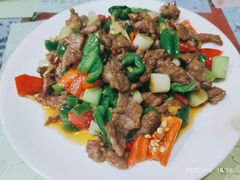 炒耗牛肉-泸沽肴(泸沽湖大洛水村农村信用社旁店)