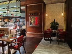 -恰餐厅及酒吧 CHAR Bar & Grill (北京丽都皇冠假日店)