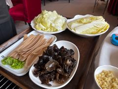 -天宜隆蘑菇宴火锅(石景山旗舰店)