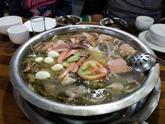 -泸州酸菜豆花火锅川师店