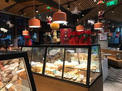 面包甜点陈列柜-Dough&Joe团憩(瑞虹天地月亮湾店)