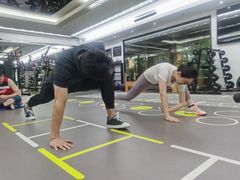 -简·无界健身工作室·运动康复·体态(石厦店)