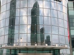 -银泰百货(厦门国贸中心店)
