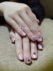 -逸日式美甲美睫工作室
